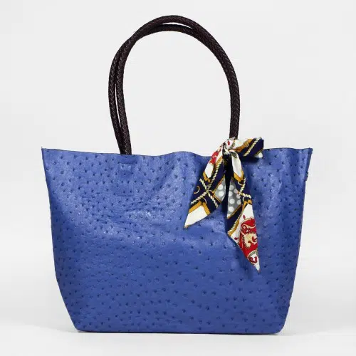 sac bleu avec ruban noeud