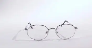 Ces lunettes de vue sont-elles traitées antireflets ?