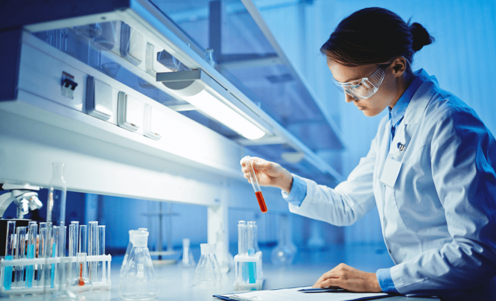 Comment les laboratoires d’analyses médicales utilisent la technologie pour augmenter leur base