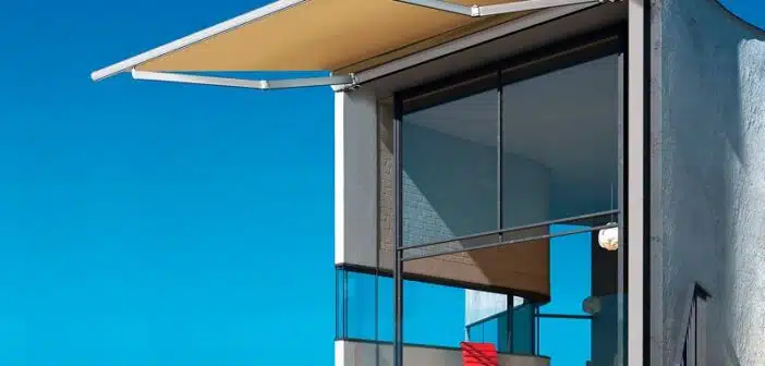 Comment installer un store manuel sur votre balcon avec un produit metal2000